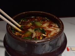 -亚伟瓦罐面美食城(淇县总店)