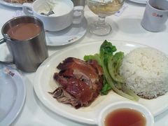 油淋烧鸭饭-新大咀港式茶餐厅(宝山万达店)