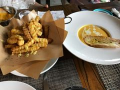 -喜洲吧·江畔老船厂·庭院餐厅(喜临院店)