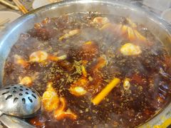 -肖肖酸萝卜鱼火锅(总店)