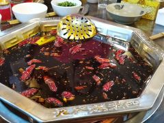 -九尺赵老四鲜鹅肠火锅