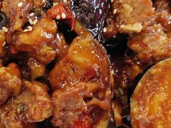焦糖茄子牛肉粒-桃子餐厅·天津菜(红星路直营店)