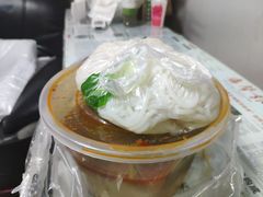 -在蒙自过桥米线