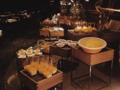 自助取餐区-广州花园酒店-凌璇阁360度高空海鲜自助餐CAROUSEL