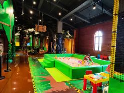 -奇幻丛林(佛罗伦萨小镇店)