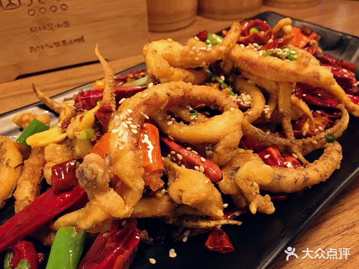 山城小串·炭火牛蛙--菜-干煸鱿鱼图片-青岛美食-大众点评网