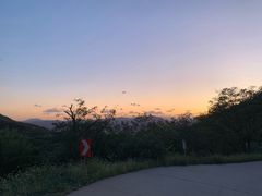 -鬼笑石后山停车场