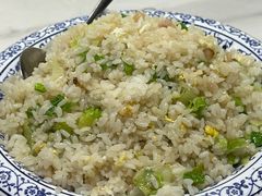 -手抄板凳江南菜(湖滨商业街店)