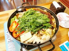 八爪鱼牛肉锅-东吉馆韩式餐厅(八经街总店)