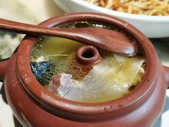 天麻汽锅鸡汤-蔼若春.传承三十年云南菜(金碧公园店)