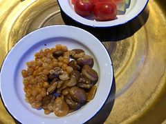 -沪小二炭火蛙锅(淮海中路美食不夜城店)