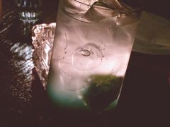 -MOMENT湖景餐厅(解放路店)