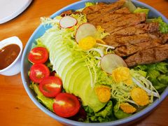 黑醋汁甜菜烤牛肉沙拉-Artisan匠匠(中央大街店)