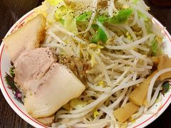 二郎系拉面-拉面莊夢語＆中华料理八椿