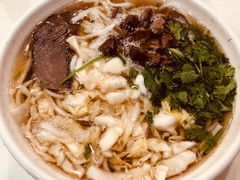 -花溪王记牛肉粉(四季花溪商场店)