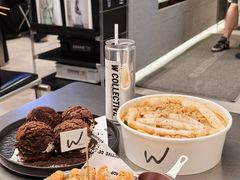 -W COLLECTIVE  DESSERT SHOP
