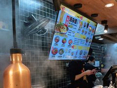 -呼啦面馆·头牌豌杂面(爱琴海店)