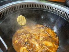 -九妹农家大铁锅东北菜(江湾店)