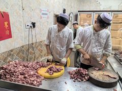 -贯贯吉·清真餐厅(浙江中路店)