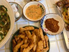 -粉八·云南米线·建水烧烤(常熟路店)