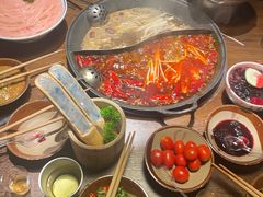 -萍姐火锅·公路夜市(武汉首店)