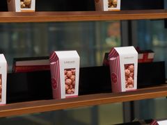 -Laderach 莱德拉(上海环贸iapm店)