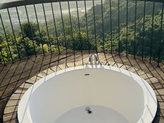 -三亚亚龙湾人间天堂鸟巢度假村