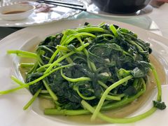 蒜蓉番薯叶-谷丰健康凤贤居酒家