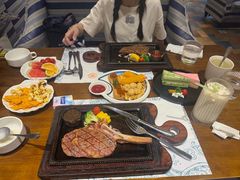 -十分牛西餐·牛扒专门店(光明广场店)