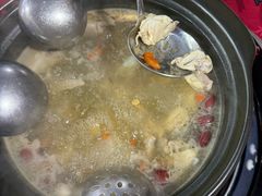 -花苑美食横琴生蚝火锅(拱北粤华路店)