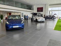 -TESLA 特斯拉(北京南四环中路特斯拉中心)