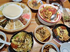 -怪噜范·老贵阳街头名小吃(鸿通城店)