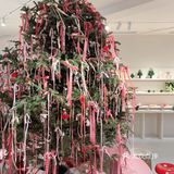 上海圣诞季🎄蝴蝶结圣诞树咖啡店✔️