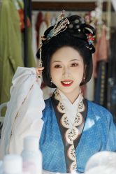 -两间半汉服工作室(平江路店)