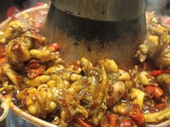 -超越炭火牛蛙火锅鸡(河东店)