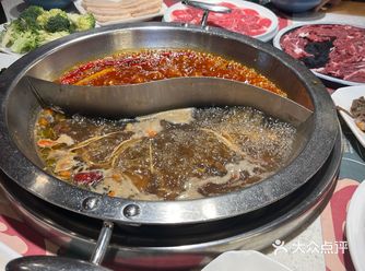 #0元玩转这座城 这家火锅店是一家清真～ 1️⃣菜品