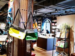 -光海书局(南京东路第一百货店)