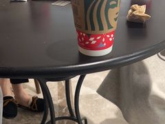 -星巴克(杭州西湖银泰1F店)