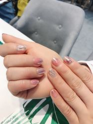 -手牵手美甲