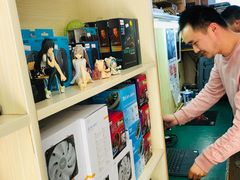 -鸿准通信科技·忠诚手机电脑维修中心(三林店)