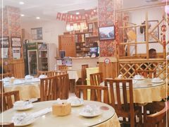 大堂-鹤乡东北菜(崮山路店)