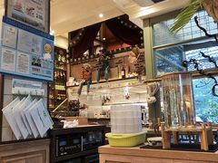 -玛格萝妮比萨屋(四平店)