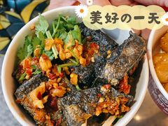 黑色经典臭豆腐-黑色经典臭豆腐·湖南特产(步行街店)