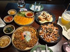 -Fuzzy Bistro 浮几韩餐·茶酒馆