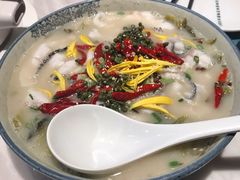 鹿桃酸菜鱼-大树餐厅(益田假日店)