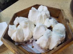 蜜汁叉烧包-喜鹊茶点.啫煲(车陂店)
