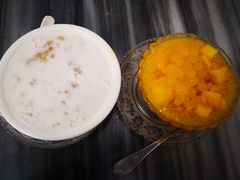 -黄师奶甜品店