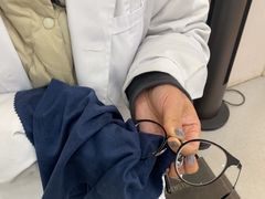 -亿视康青少儿眼镜(五官科店)