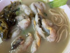 小胃口黄鱼面-明呈黄鱼面馆(斜土路店)
