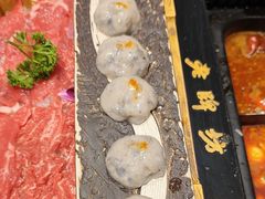 -老牌坊云南鱼豆花火锅(爱建店)